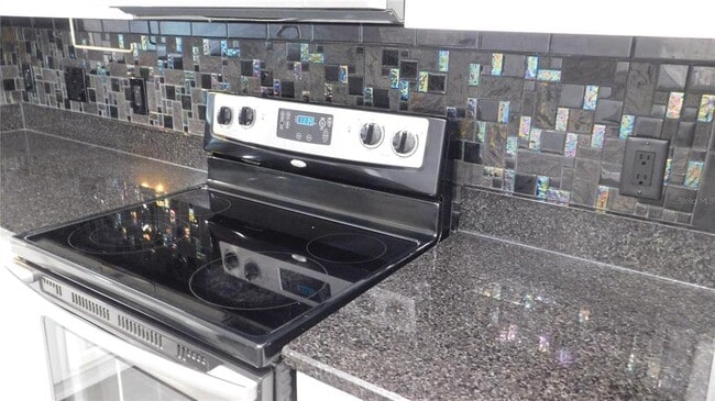 Building Photo - 1508 Florentino Ln