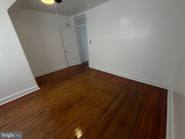 Building Photo - 1535 Willow St