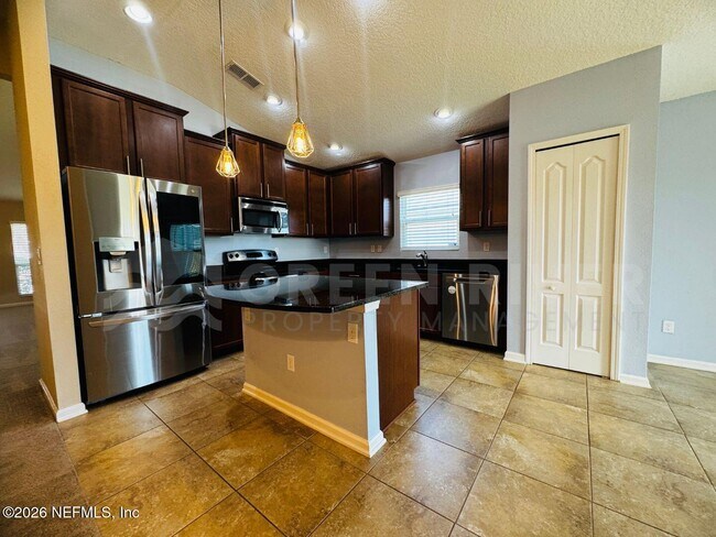 Building Photo - 6162 Sandler Chase Trail