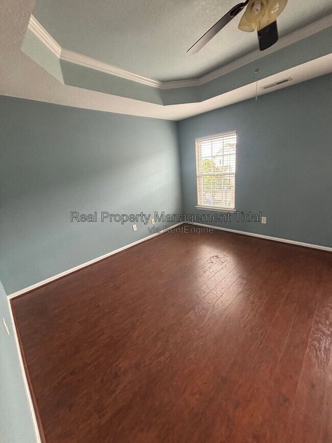 Building Photo - 257 Carnelian St