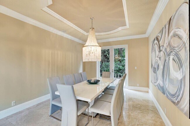 Building Photo - 43 Coconut Ln