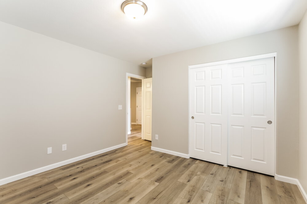 Building Photo - 8260 Oliver Twist Ln