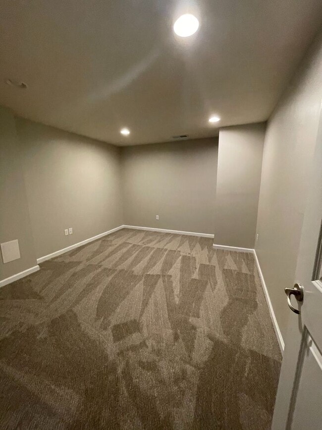 Building Photo - Wexford/Pine Township - 3 Bedroom (+1 in Basement), 3.5 Bath Townhome