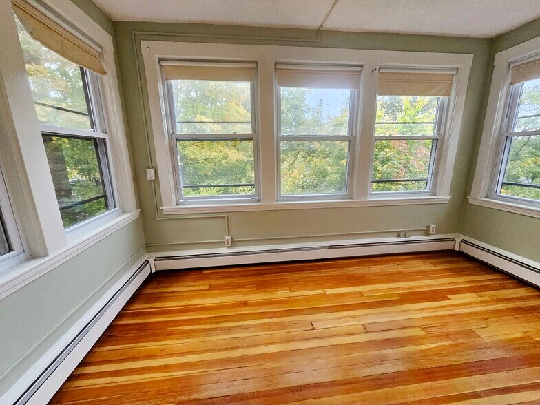 Building Photo - 39 South St