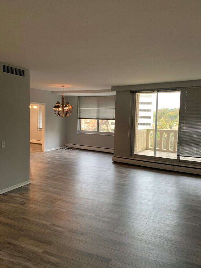 Building Photo - 191 Presidential Blvd