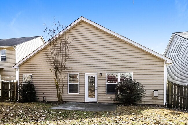 Building Photo - 10926 Slalom Hill Rd