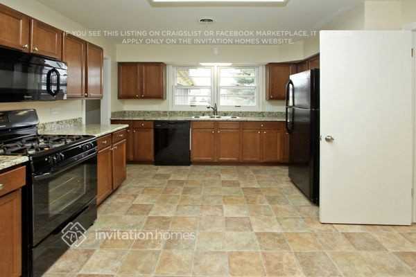 Building Photo - 1407 Highland Ave