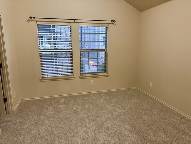 Building Photo - Bethany Village-Two bedroom TH Delight