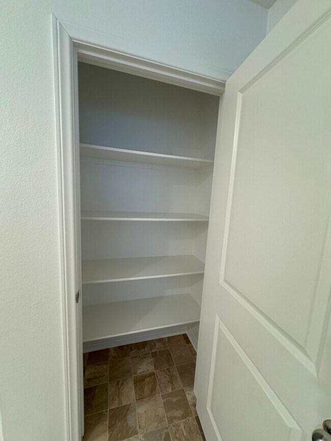 Building Photo - Brand new house at Winchester road in Brand New Willow Springs community - close to everywhere