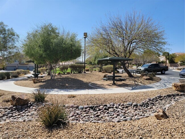 Building Photo - 8808 Tom Noon Ave