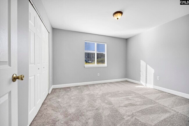 Building Photo - 6530 Davidson Rd