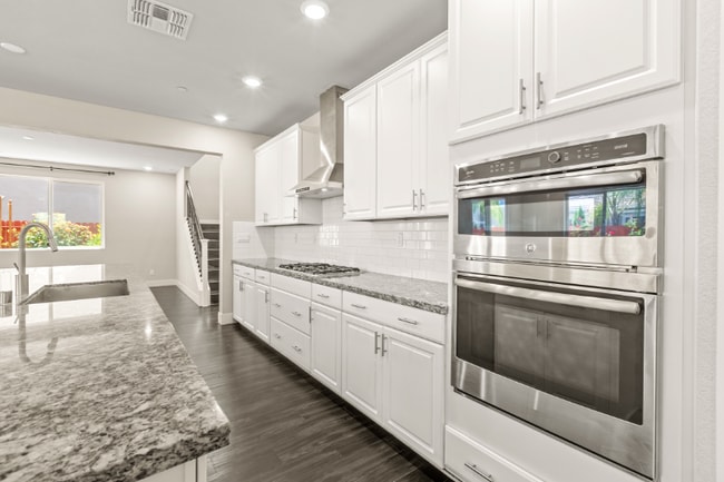 Building Photo - 4560 White Sage St