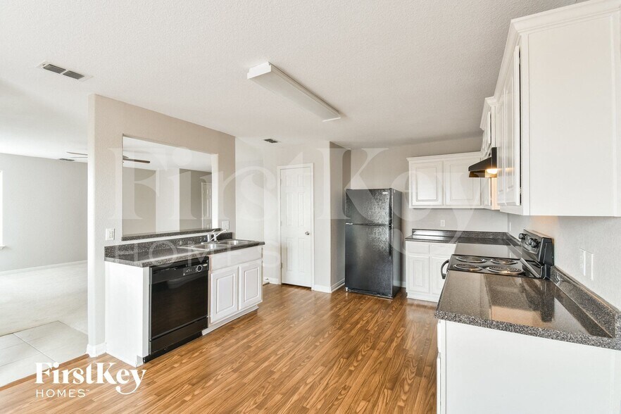 Building Photo - 5722 Wildcat Canyon