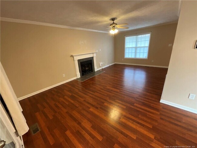 Building Photo - 2460 Saltwood Rd