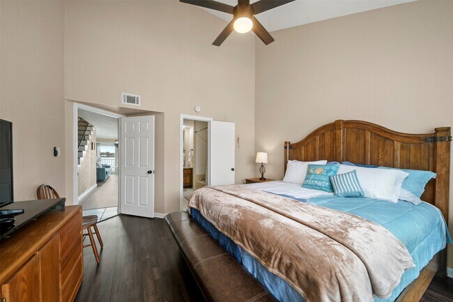 Building Photo - 7041 Kingston Cove Ln