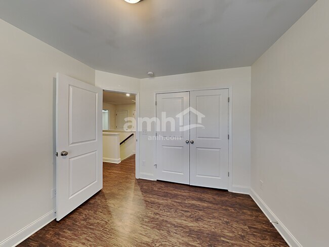 Building Photo - 248 Makenna Dr