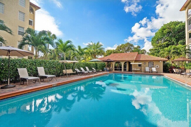 Building Photo - 950 Ponce De Leon Rd