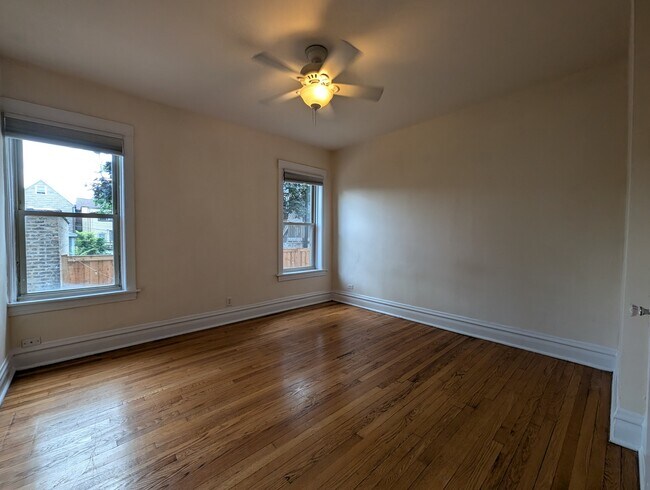 Building Photo - 3449 W Schubert Ave