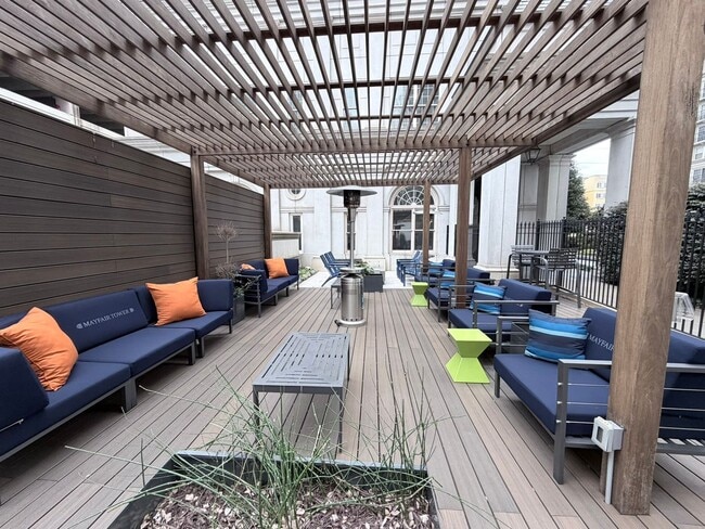 Building Photo - 199 14th St NE