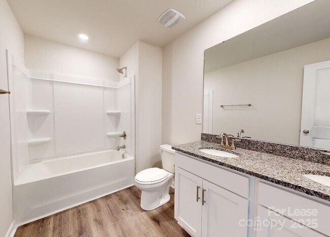 Building Photo - 154 Almaden St