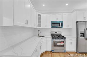 Building Photo - 196 Brighton 10th St