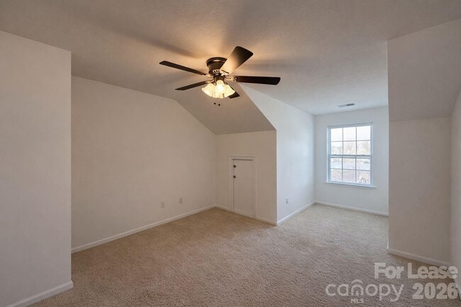 Building Photo - 123 Leyton Loop