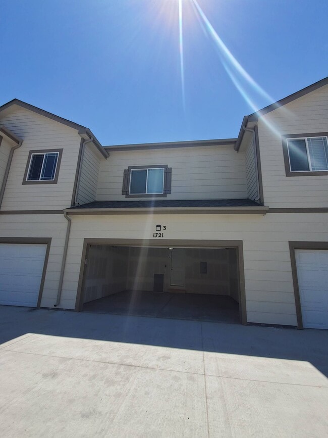 Building Photo - 1721 Westward Cir