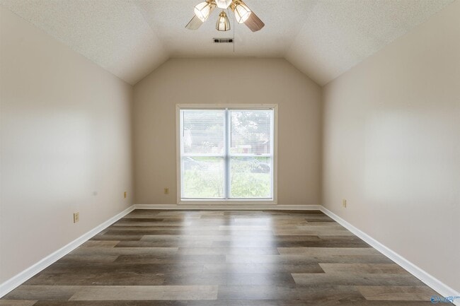 Building Photo - 112 Telluride Dr