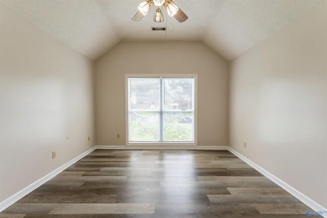 Building Photo - 119 Telluride Dr