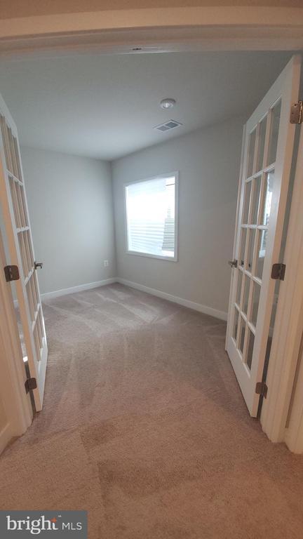 Building Photo - 1001 Rampart Dr