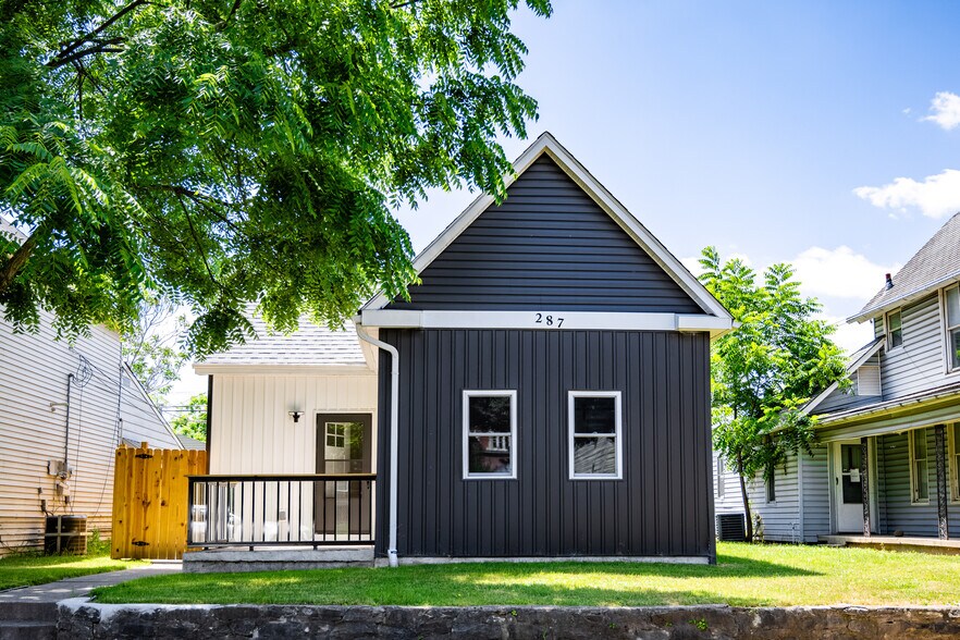 Building Photo - 287 E Barthman Ave