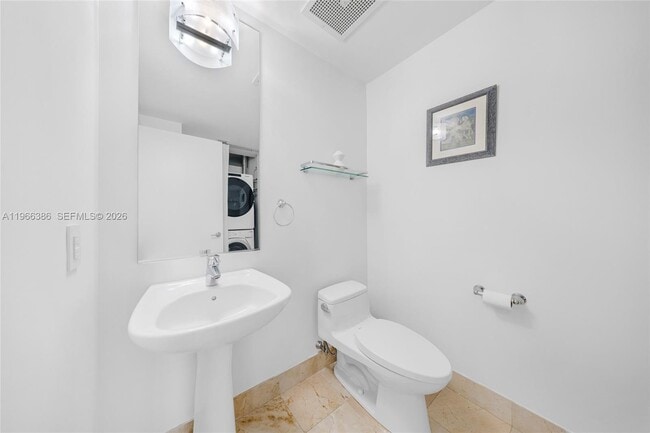 Building Photo - 7901 Hispanola Ave