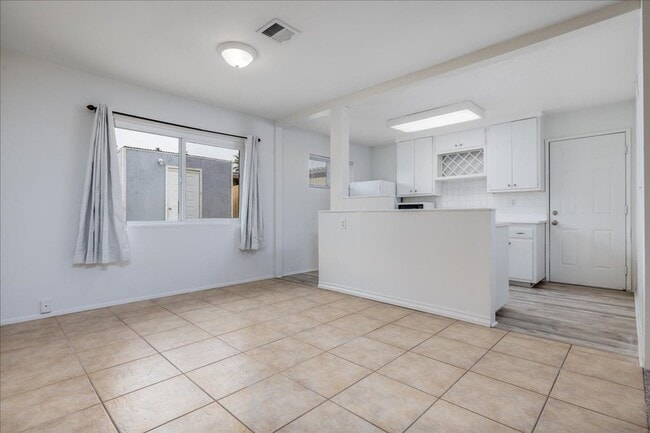 Building Photo - 3 Bed / 2 Bath Home with Two-Car Garage, Laundry and a Storage Shed/Work Space