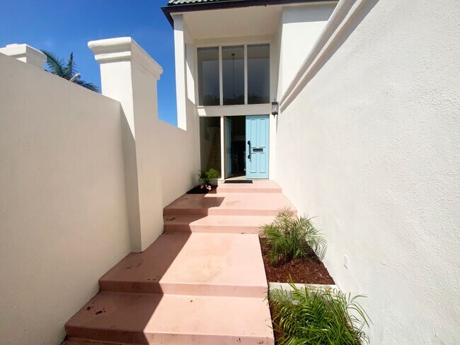 Building Photo - 44 Half Moon Bend