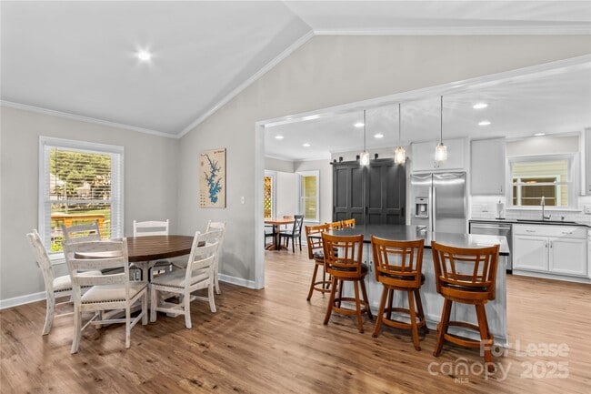Building Photo - 21112 Rio Oro Dr