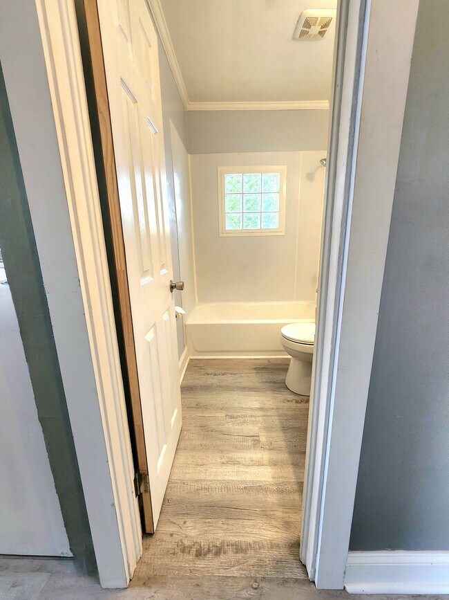 doorway entry to bathroom - 321 Stonewall Ave S