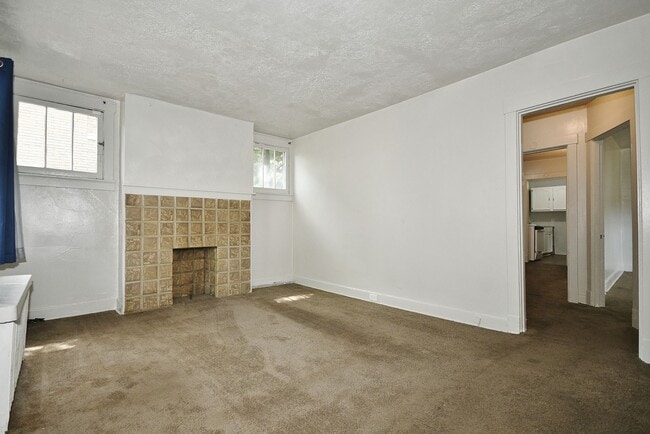 Building Photo - 1721 Montier St