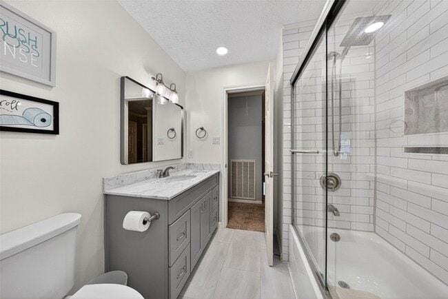 Building Photo - 5618 Bough Ct