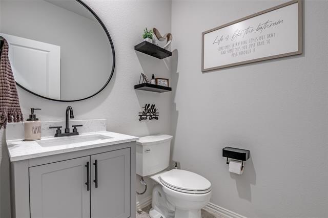 Building Photo - 2419 Lalun Lane