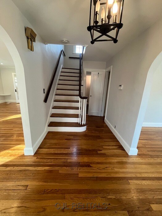 Building Photo - 30 Stearns Rd