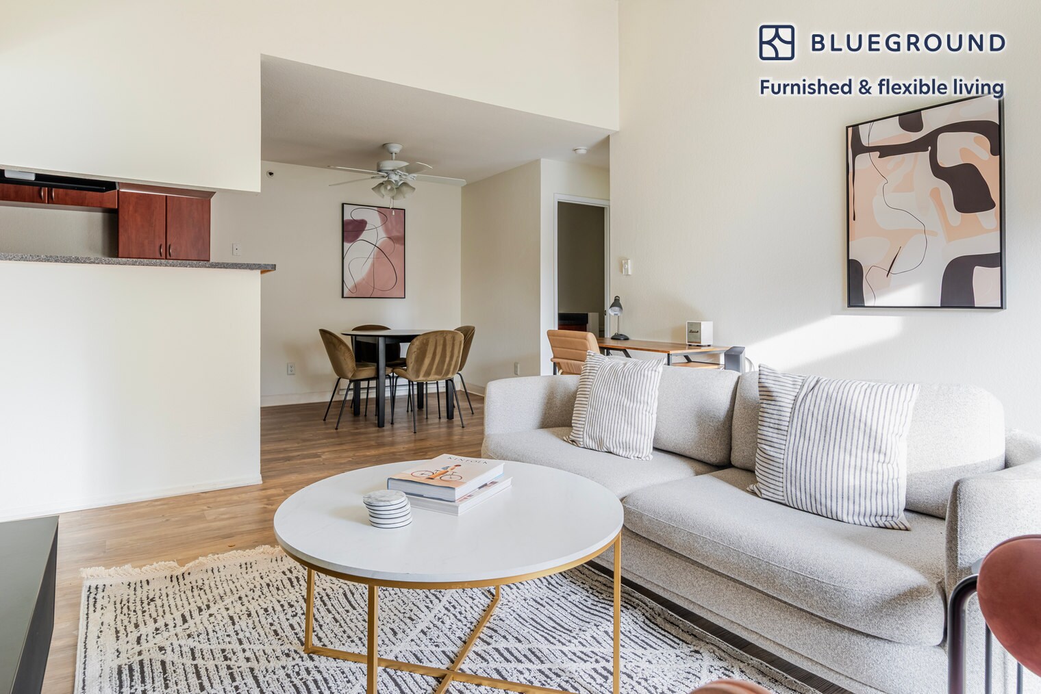 Building Photo - 1600 Villa St