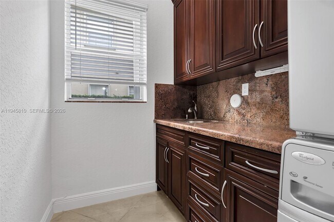 Building Photo - 17809 SW 54th St