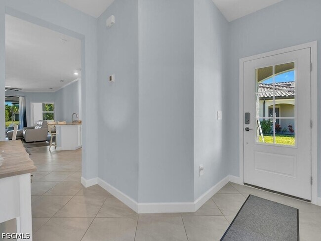 Building Photo - 14087 Winding Cedar Wy