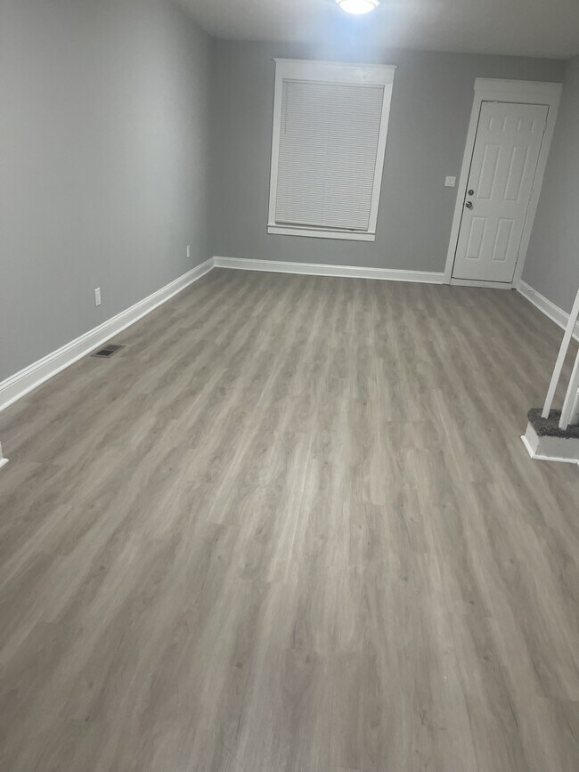 Building Photo - 1748 S Taylor St