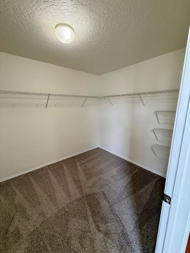 Building Photo - Wonderful Home for rent in Caldwell