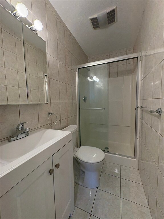 Building Photo - 73 Thatcher St