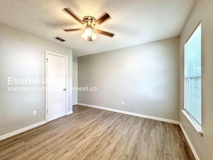 Building Photo - 4808 Eden View Ct