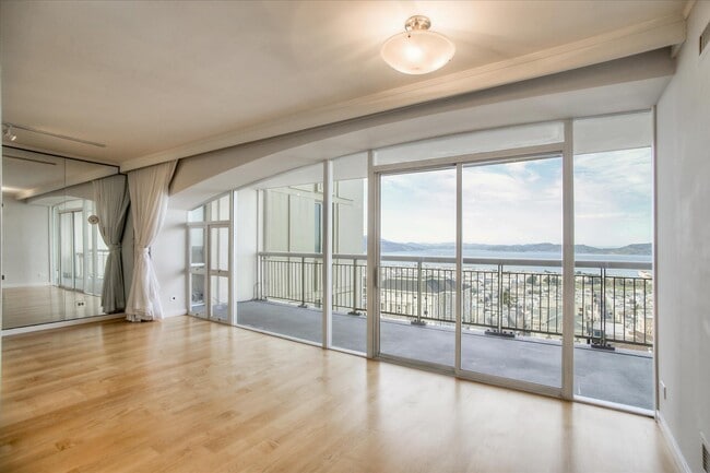 Building Photo - 2200 Pacific Ave