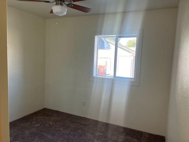 Building Photo - 210 S Dawes St