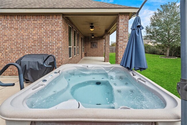 Building Photo - 6407 Sunstone Falls Ln